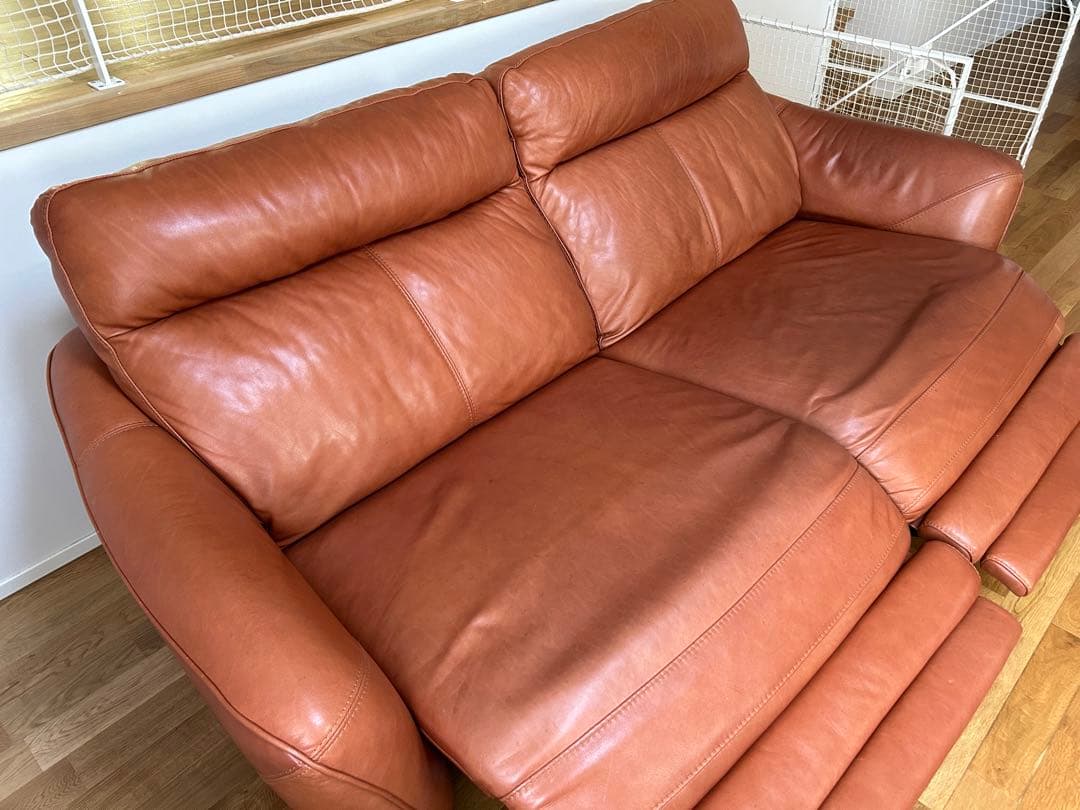 【人気】ニトリ 高級ソファー 3人用両電動本革リクライニングソファ　アネーロ