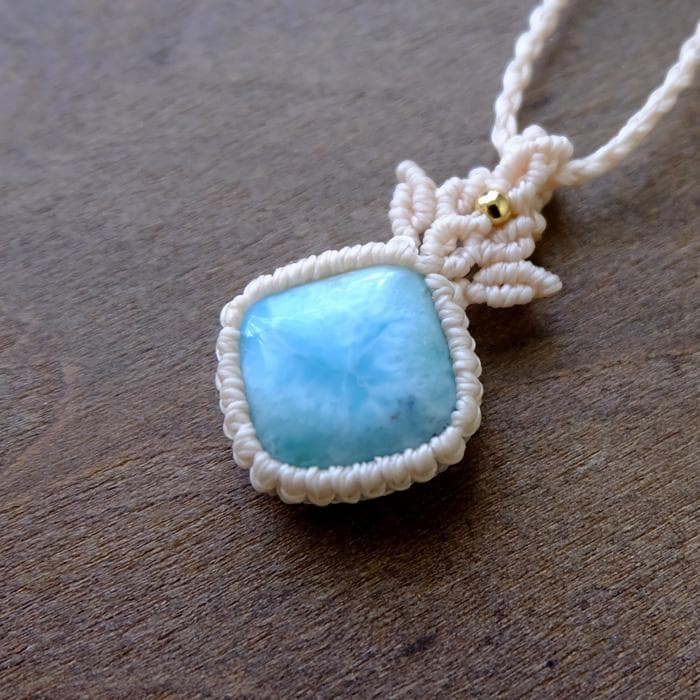 ラリマー ドミニカ共和国産 マクラメ編みペンダント 一点物 小粒