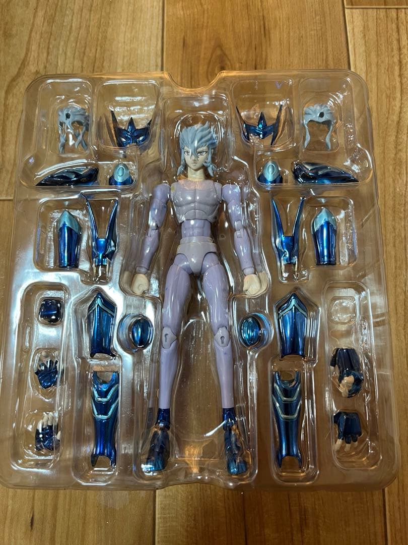 聖闘士星矢 聖闘士聖衣神話 イプシロン星　アリオト　フェンリル