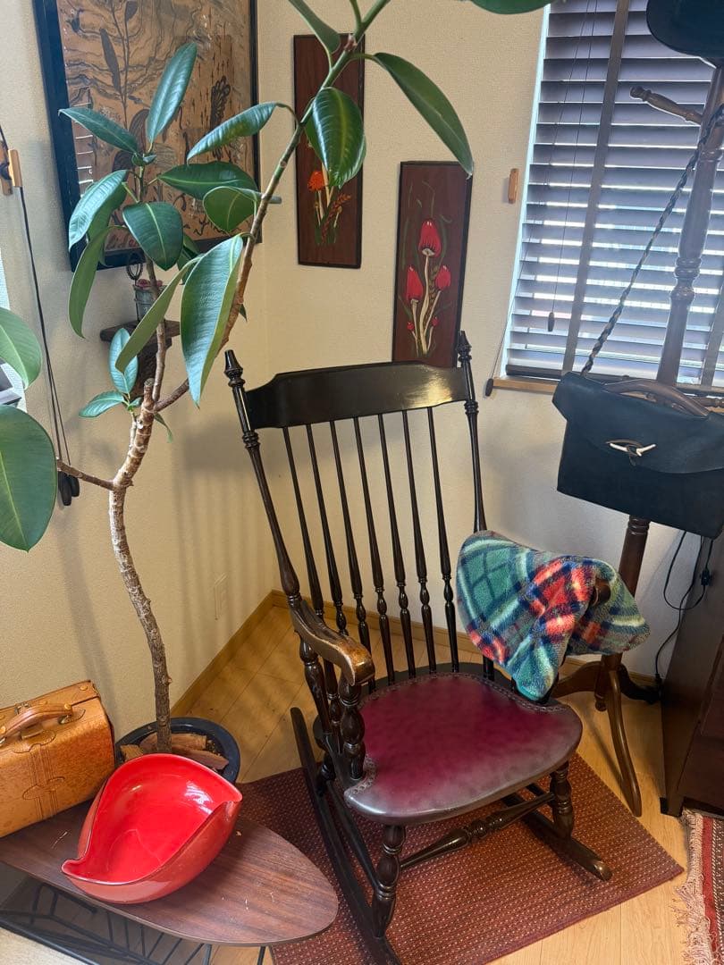 【】アンティーク風ロッキングチェア ダークブラウン