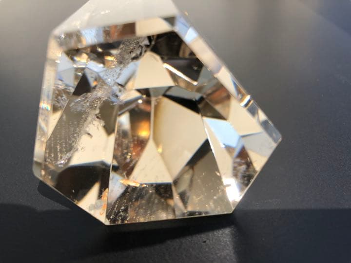 シャンパンゴールド プリズム 水晶柱 極上美品