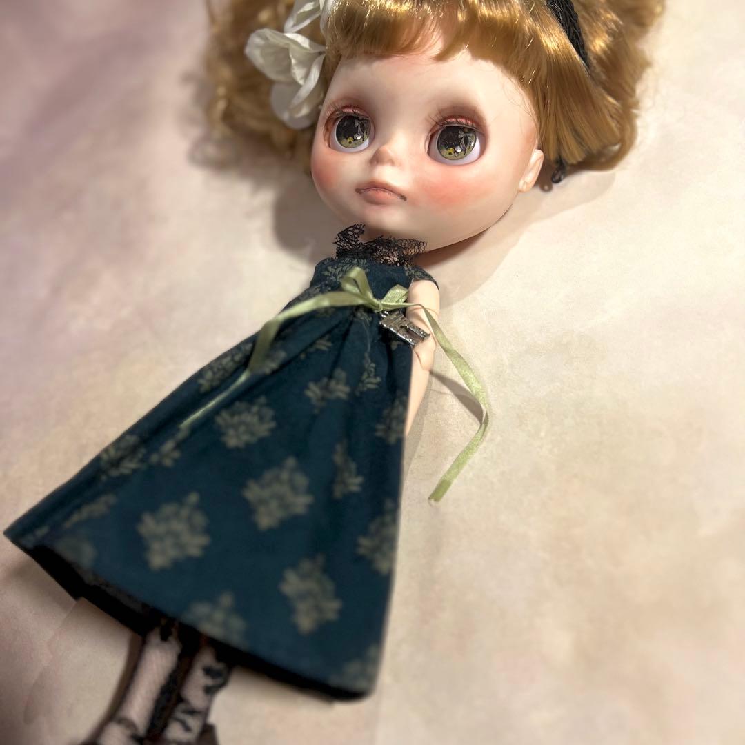 ♡ブライス　アイシードール　アウトフィット　ワンピース　ゴスロリ