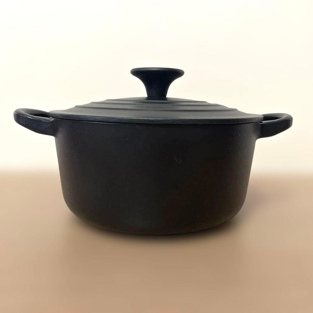 x*b様 LE CREUSETル・クルーゼ 鍋 ココット ロンド マットブラック