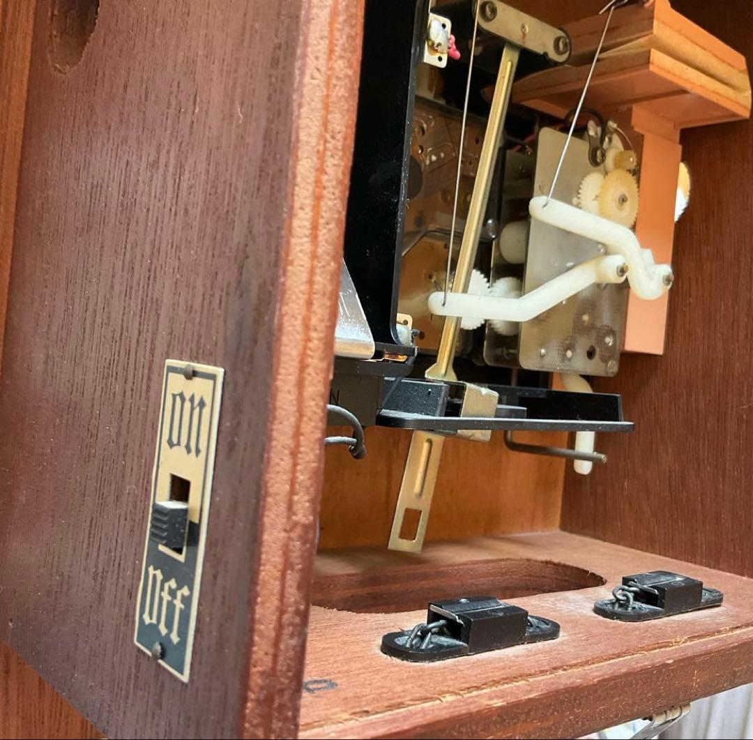 シチズン　鳩時計　木製cuckoo時計 鳥の装飾付き 昭和レトロ　カッコー時計