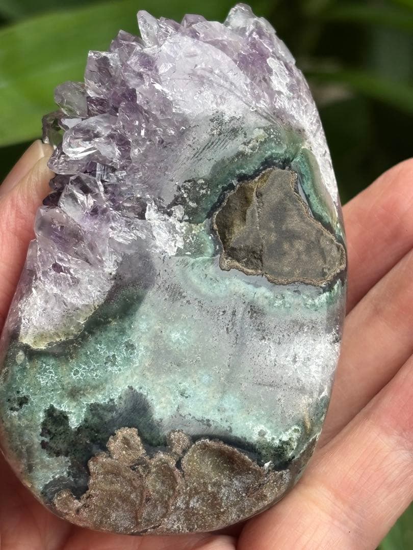 ウルグアイ産フラワーアメジスト211g ハイクオリティ　綺麗　天然石
