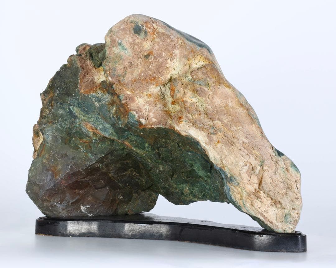 佐渡産 碧玉 五色石 緑玉石 緑石 鑑賞石15.4kg 台座付 水石 盆景 原石