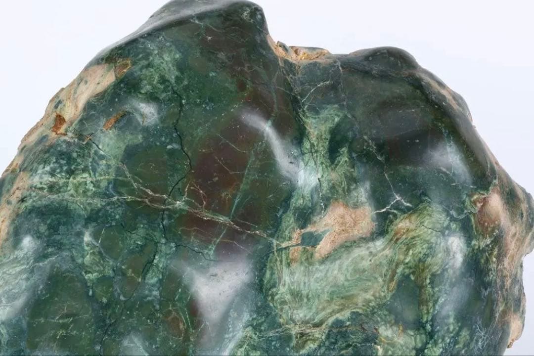 佐渡産 碧玉 五色石 緑玉石 緑石 鑑賞石15.4kg 台座付 水石 盆景 原石