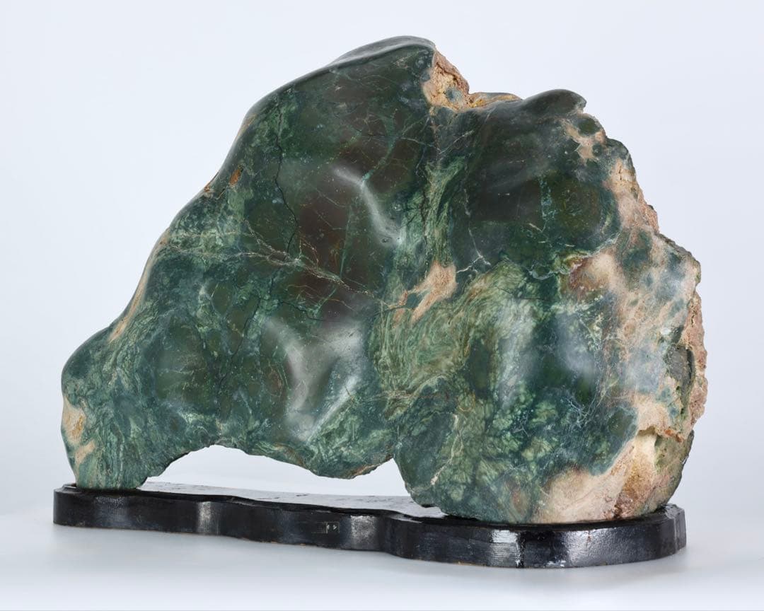 佐渡産 碧玉 五色石 緑玉石 緑石 鑑賞石15.4kg 台座付 水石 盆景 原石