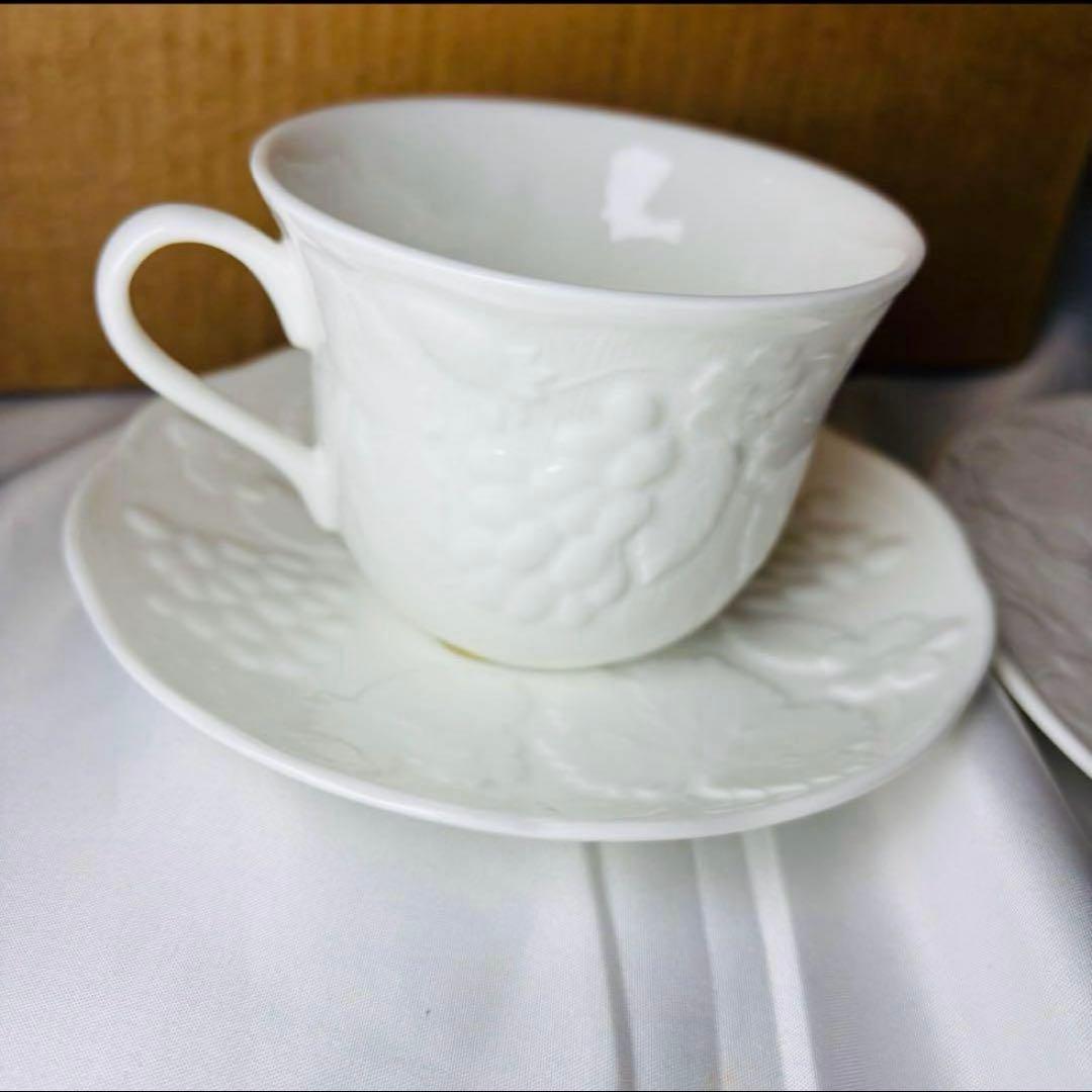 廃盤、レア】ウェッジウッド 黒壺 ストロベリーバイン 食器セット 5点