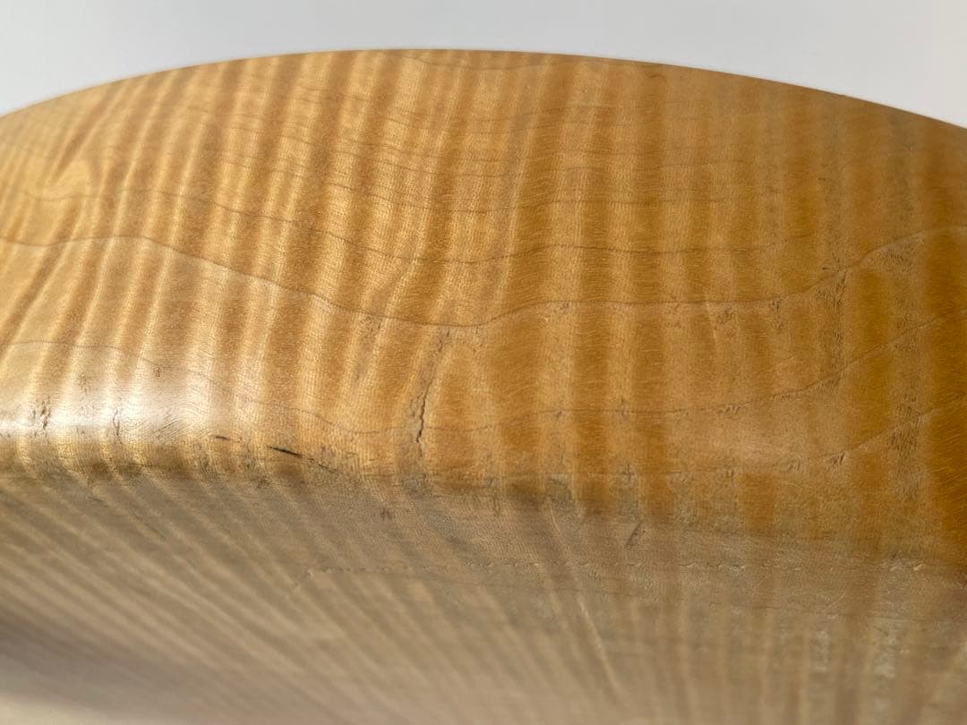 お盆　丸盆　木目　木製　トレー　栗　胡桃　木工芸　手仕事　民芸　北欧