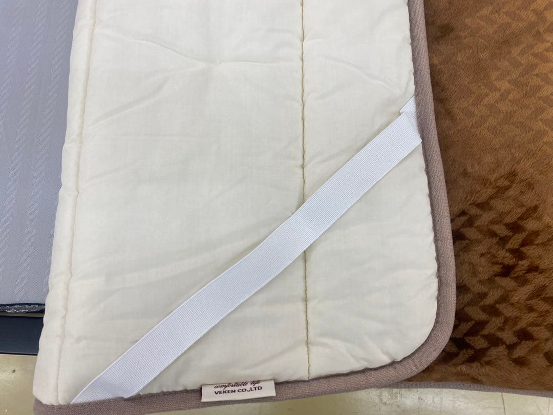 温泉毛布　敷きパッド・遠赤外線効果でポカポカ・静電気抑える・泉大津製・シングル