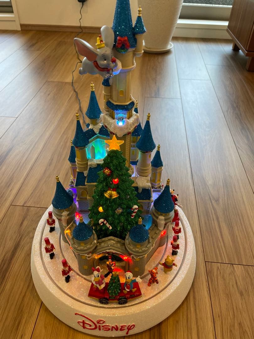 ディズニー センターピースパレード クリスマス シンデレラ城 コストコ