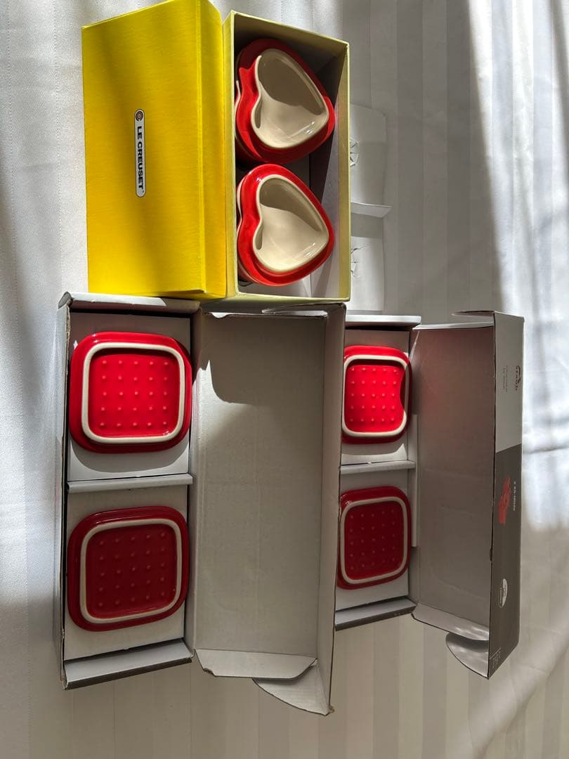 ル・クルーゼ/LE CREUSET ミニストウブ4個とハート型陶器2個