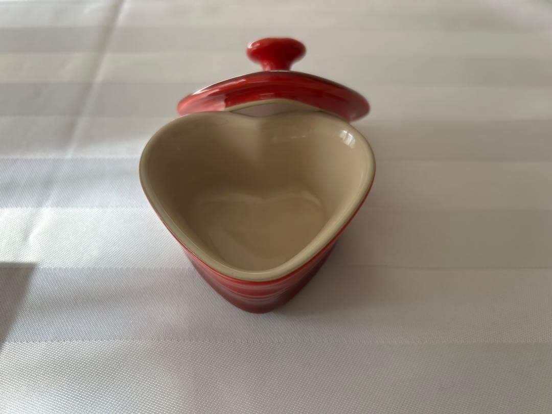 ル・クルーゼ/LE CREUSET ミニストウブ4個とハート型陶器2個