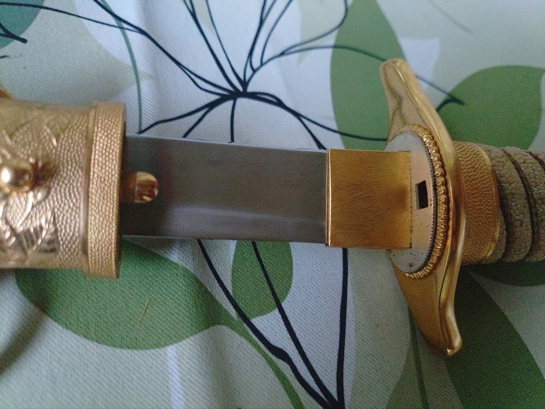 海軍刀　海軍短剣　旧日本軍　拵え 軍刀　海軍短刀　全長約47cm　鮫鞘？模造刀