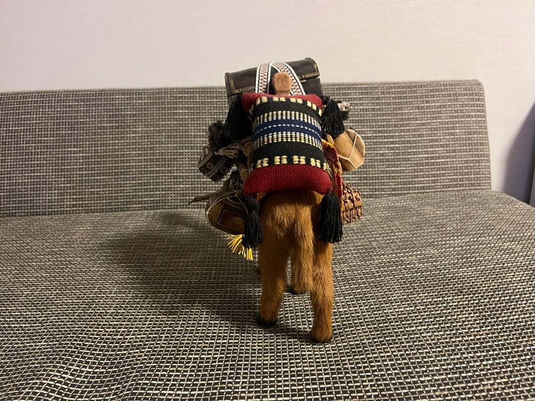 ドバイ　ラクダの置物