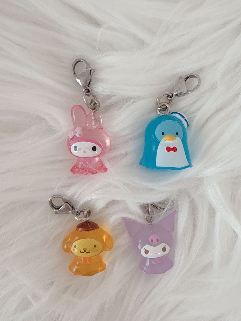 レア✩めじるしアクセサリー サンリオ てるてる坊主 ガチャ - メルカリ