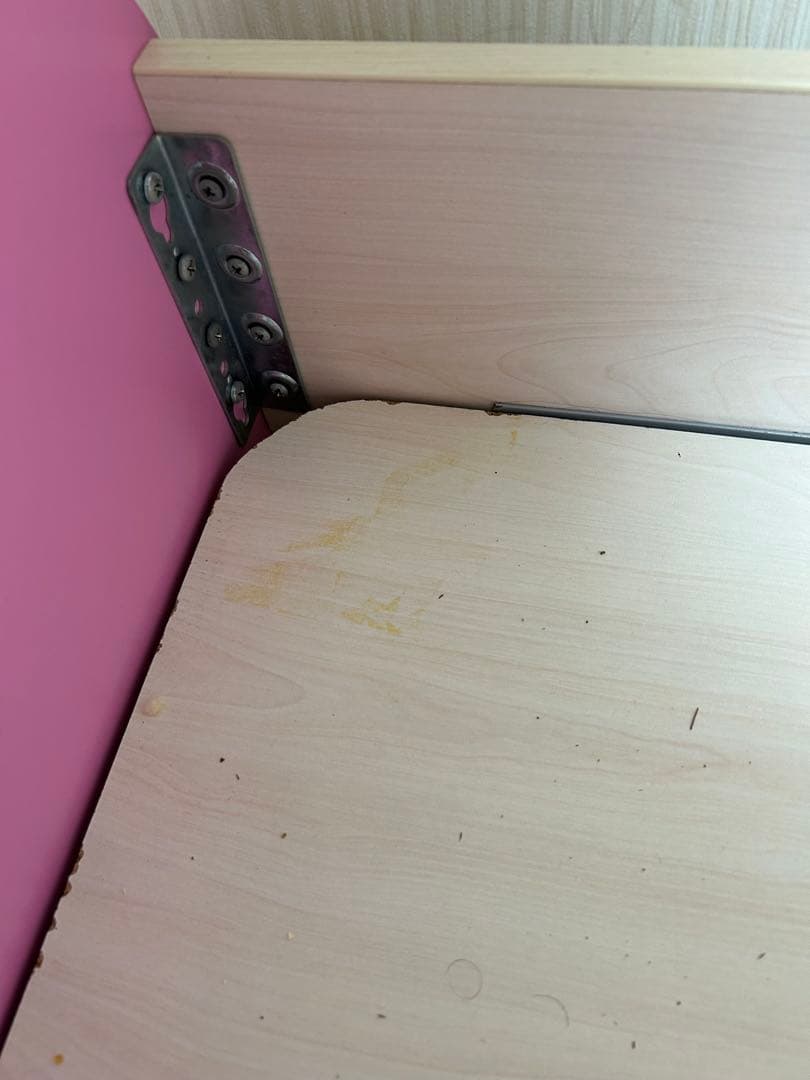 チレキ、ベッド