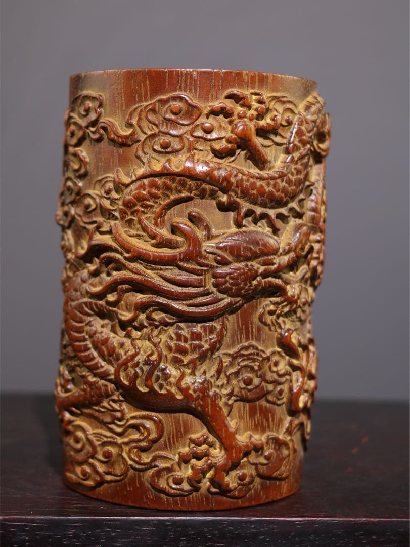 珍蔵　文房具　筆筒 天然　双龍　竹彫り　時代物　文房具　古美術　インテリア　美品
