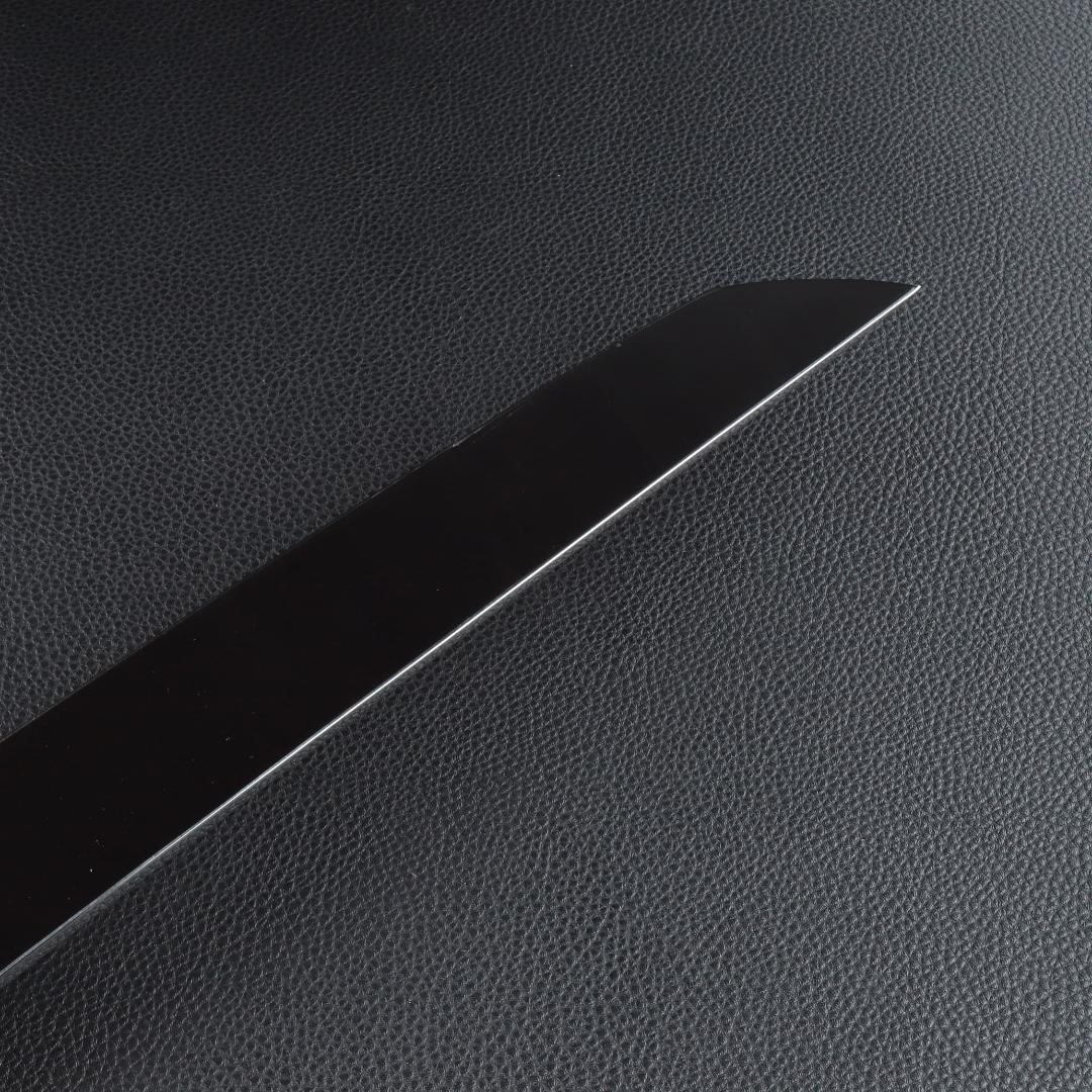 8705先丸包丁 9寸 鏡面仕上げ 刃は究極の切れ味 黒檀黒水牛角白三本巻八角柄