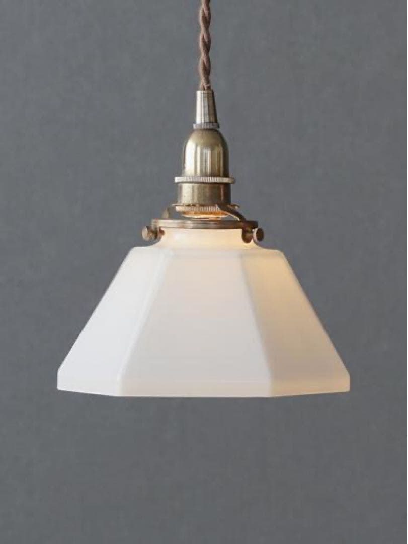 ホワイトガラス 六角形 ペンダントライト