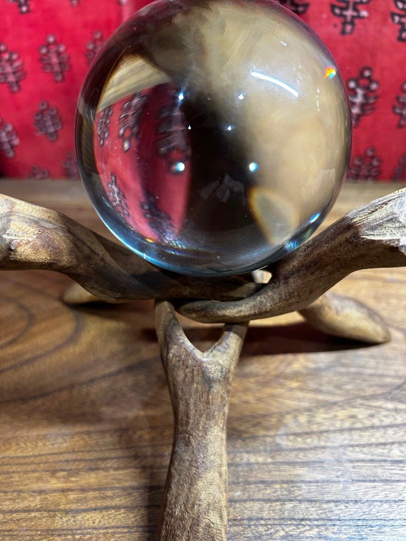 クリスタルボール(水晶玉)流木飾り