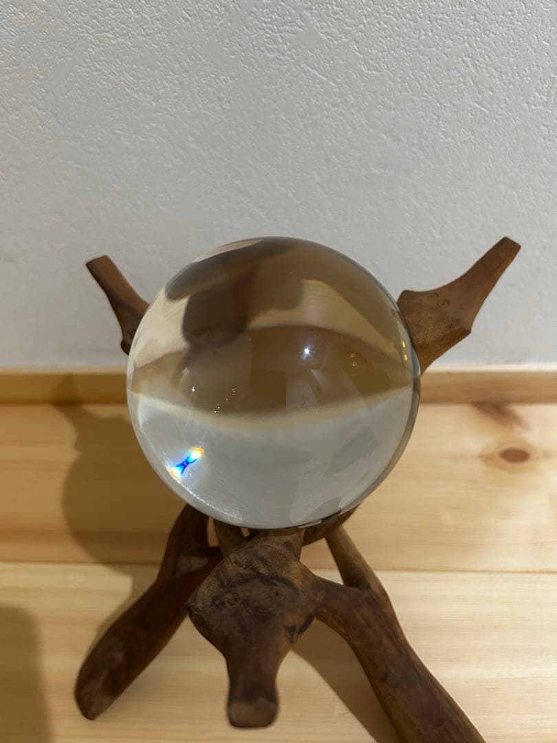 クリスタルボール(水晶玉)流木飾り