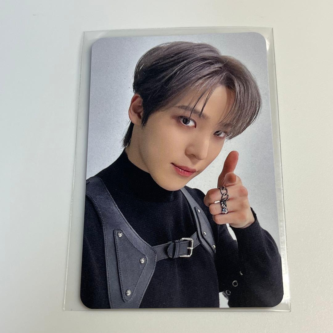 ateez VRコンサート 入場特典 ユノ トレカ チケット - メルカリ