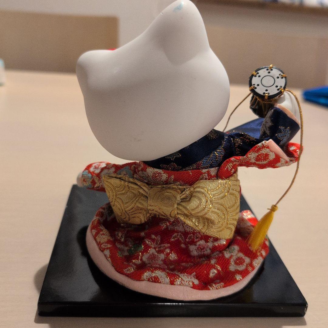 ハローキティ 日本人形 陶器製 着物 梅 置物 和楽器 和太鼓 小鼓