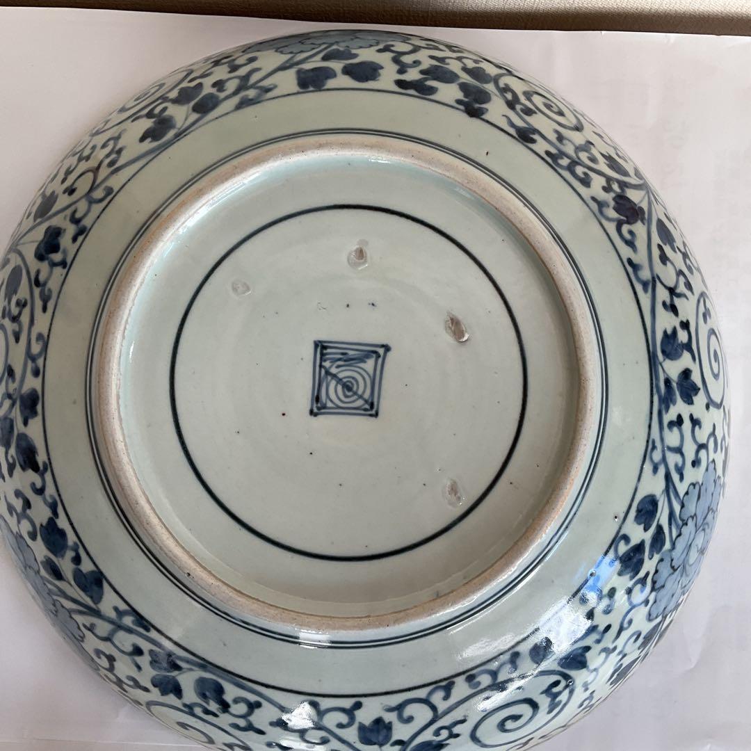 古伊万里　染付牡丹唐草文大鉢　江戸時代中期(元禄)頃　優品