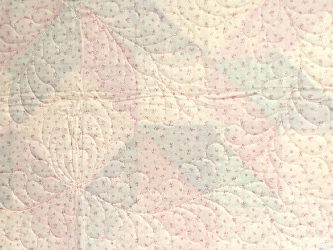 一点物　完全オリジナル作品　ミシンキルト　スターモチーフタペストリー　80×80