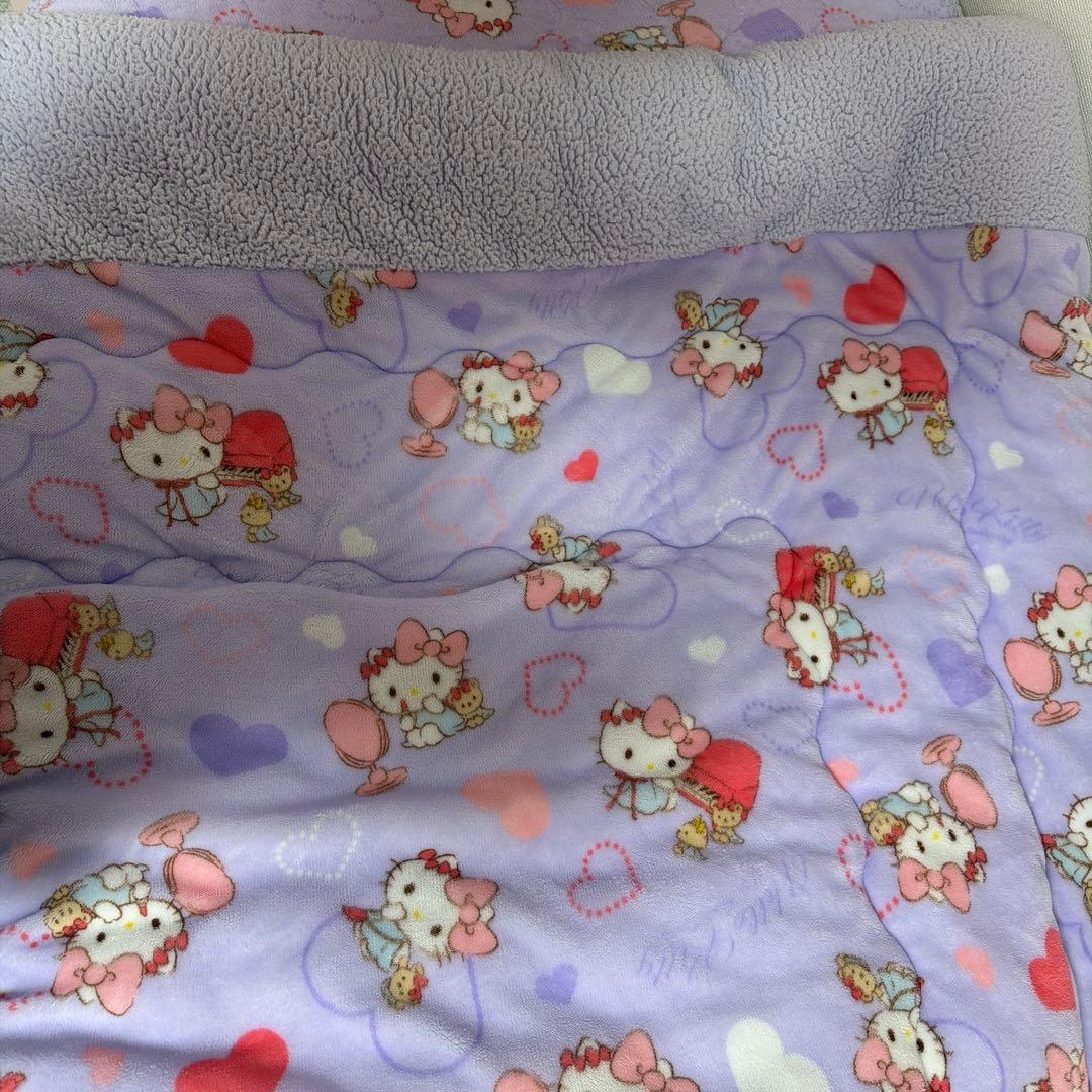 ハローキティ 敷きパッドと掛け布団セット
