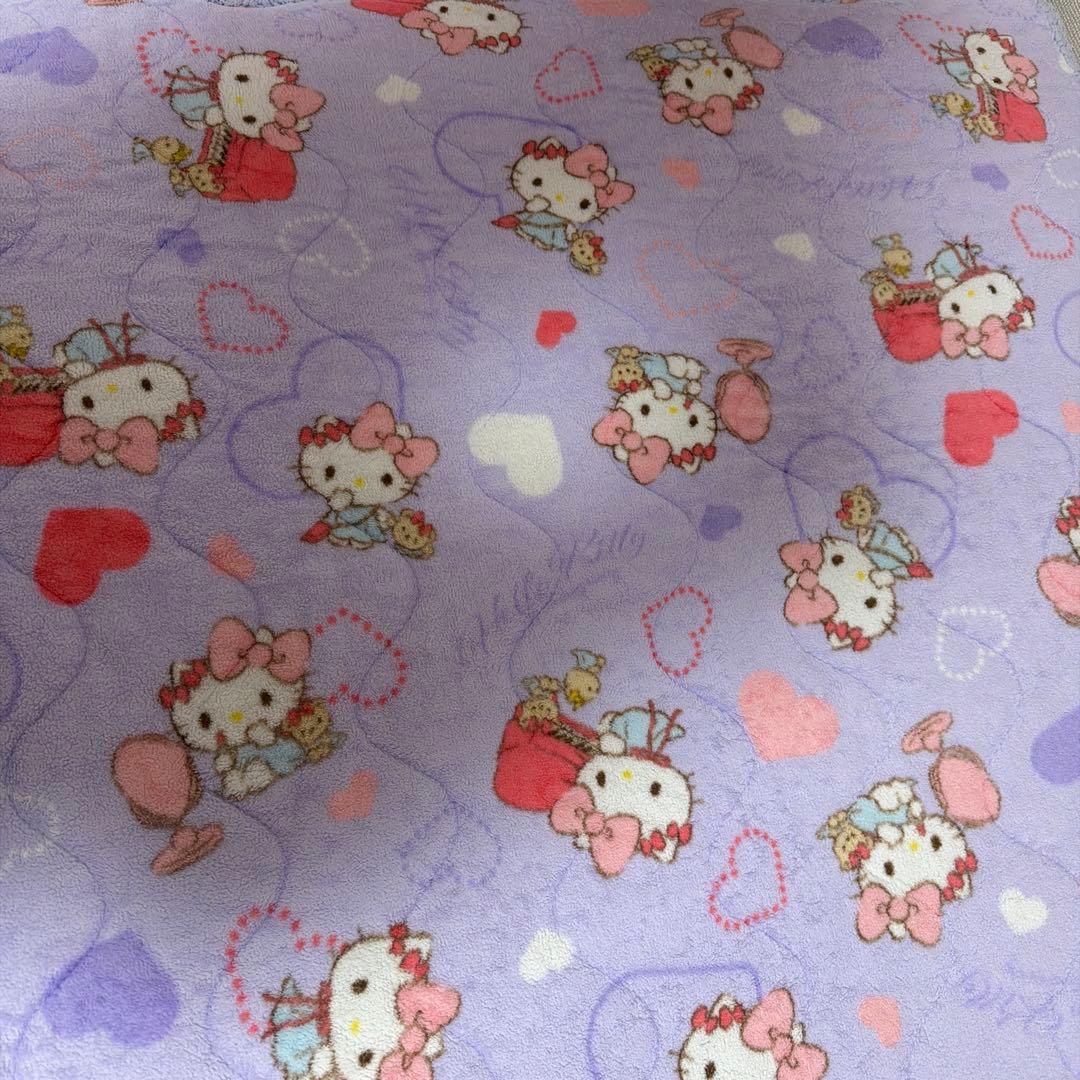 ハローキティ 敷きパッドと掛け布団セット