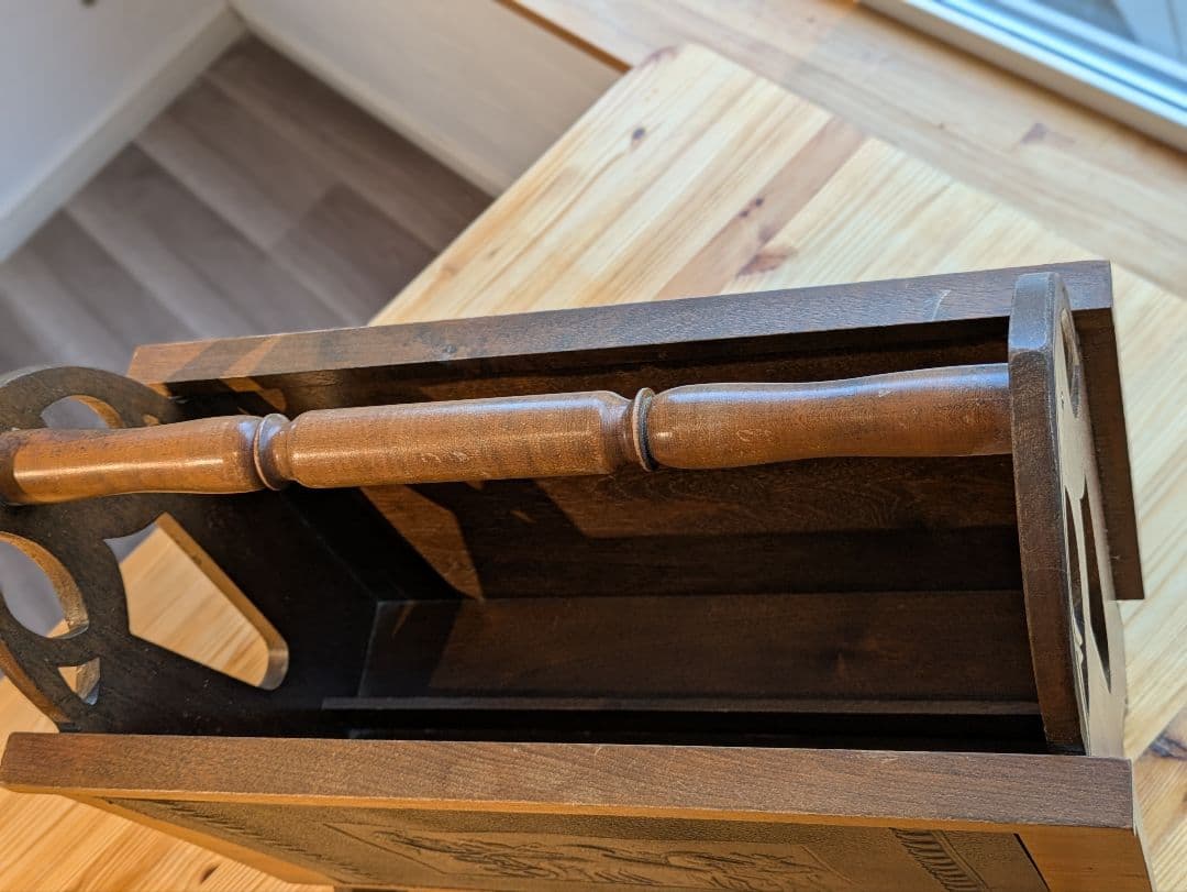 アンティーク　マガジンラック　皮張り　ヴィンテージ　インテリア　木製