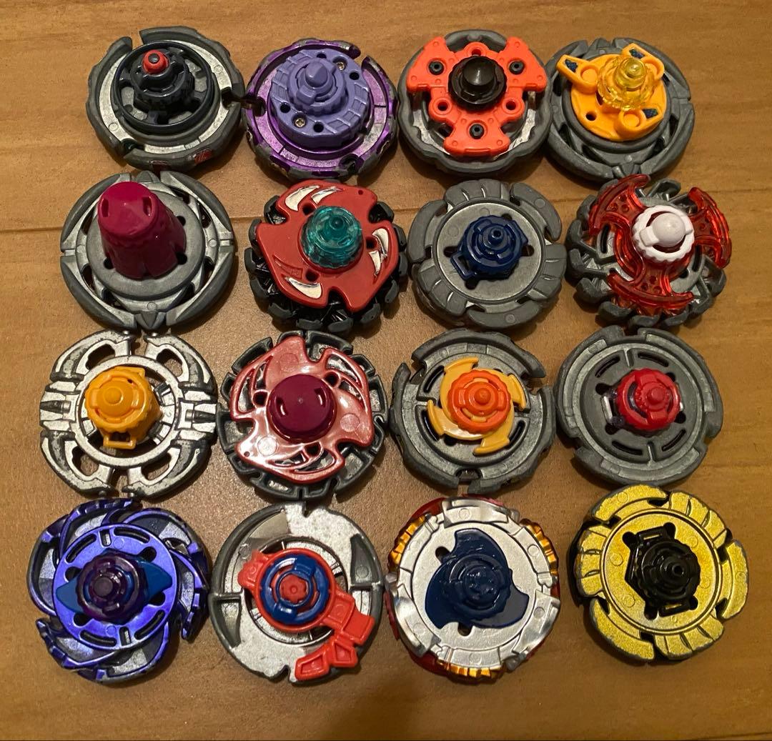 メタルファイトベイブレード ベイ 32個 ベイランチャー