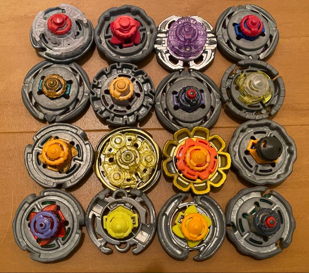 メタルファイトベイブレード ベイ 32個 ベイランチャー