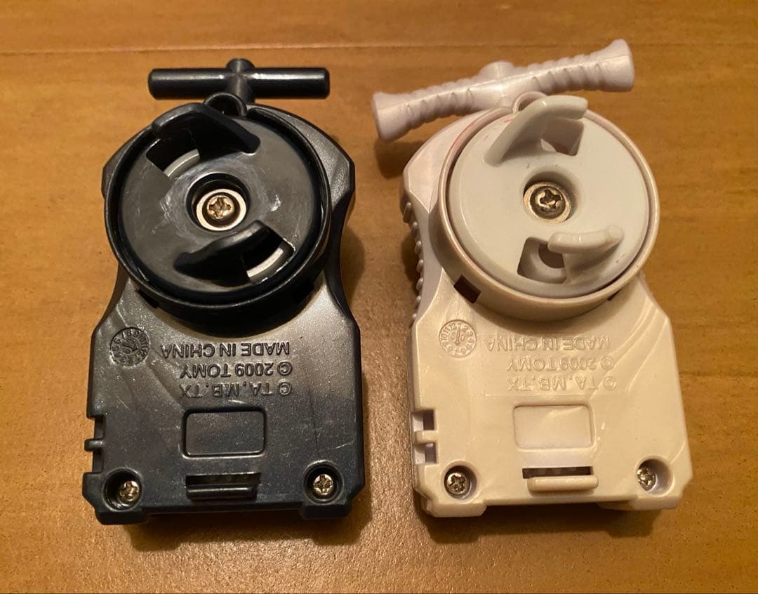 メタルファイトベイブレード ベイ 32個 ベイランチャー