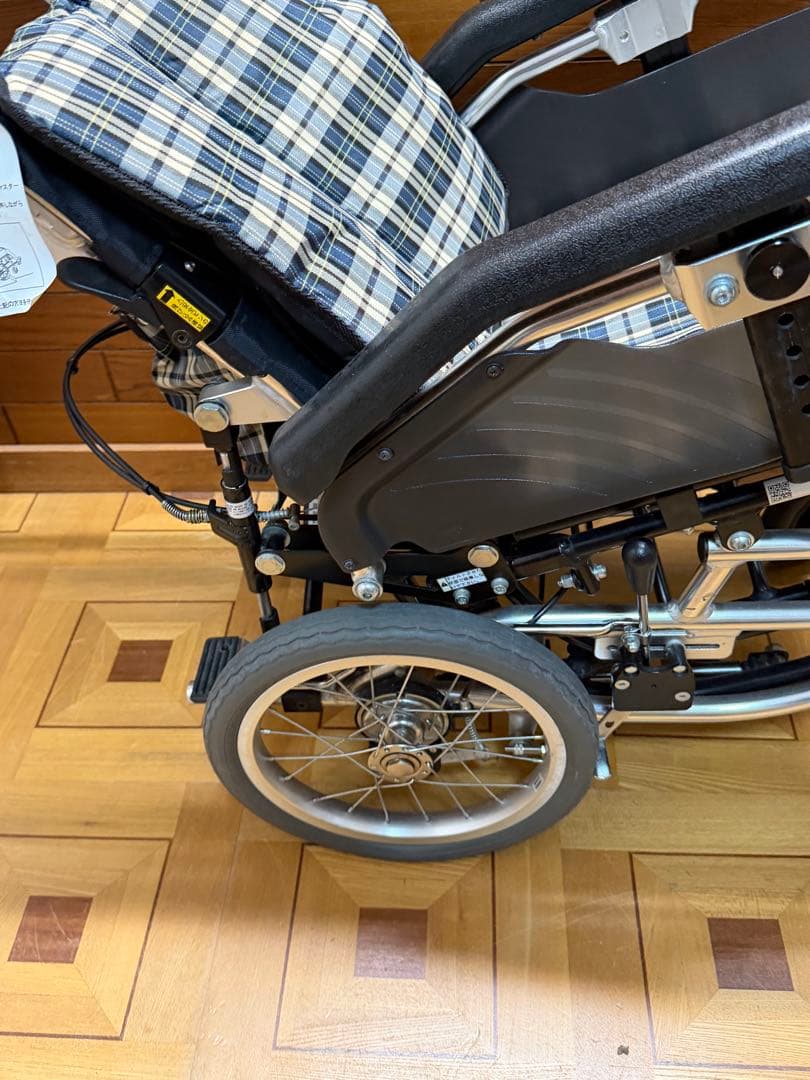 SKT-8 Miki 介助型車椅子 ティルト リクライニング コンパクト 車椅子