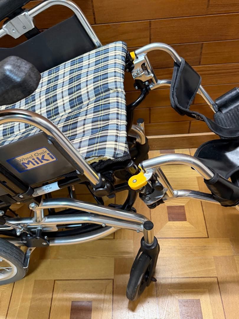 SKT-8 Miki 介助型車椅子 ティルト リクライニング コンパクト 車椅子