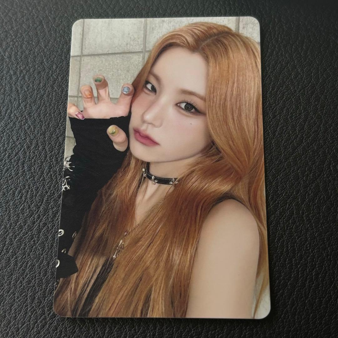 イェジ トレカ 会場 10000円 購入特典 ITZY - メルカリ