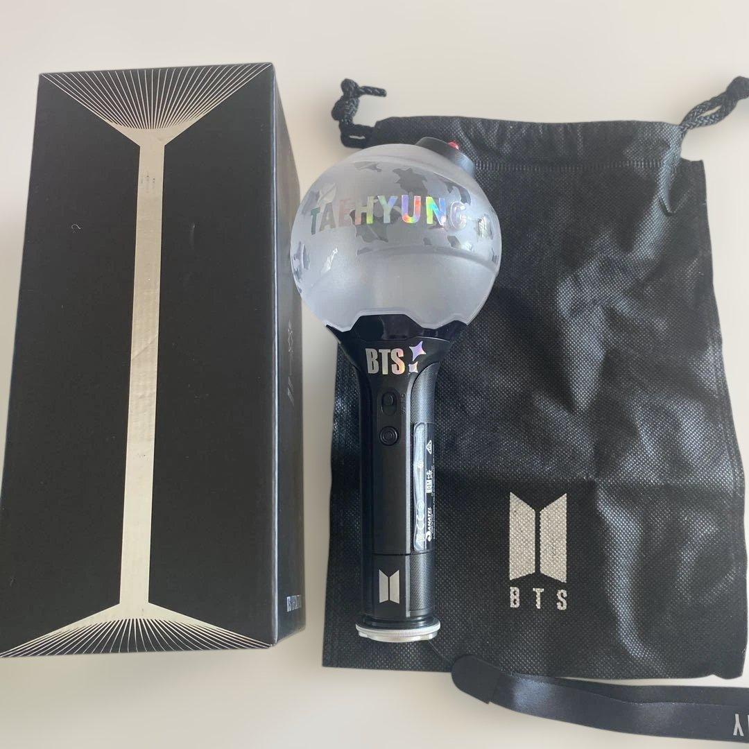 BTS OFFICIAL LIGHT STICK VER.3 アミボム トレカ付 - メルカリ