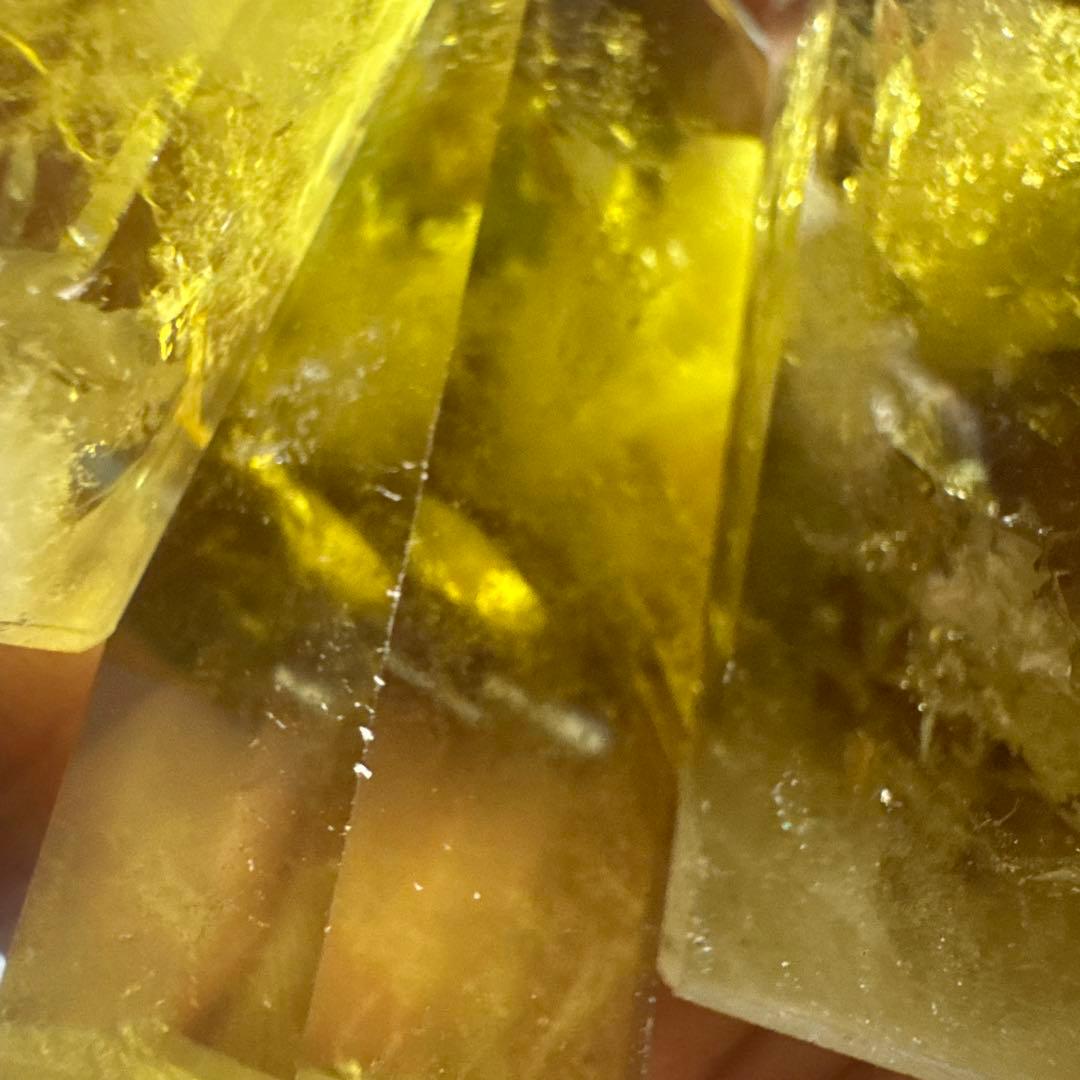 【極上品】スモーキーゼウスシトリン ファントム入り ポイント原石セット　台座付