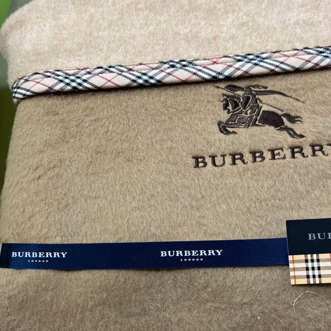 BURBERRY ベージュ ブランケット