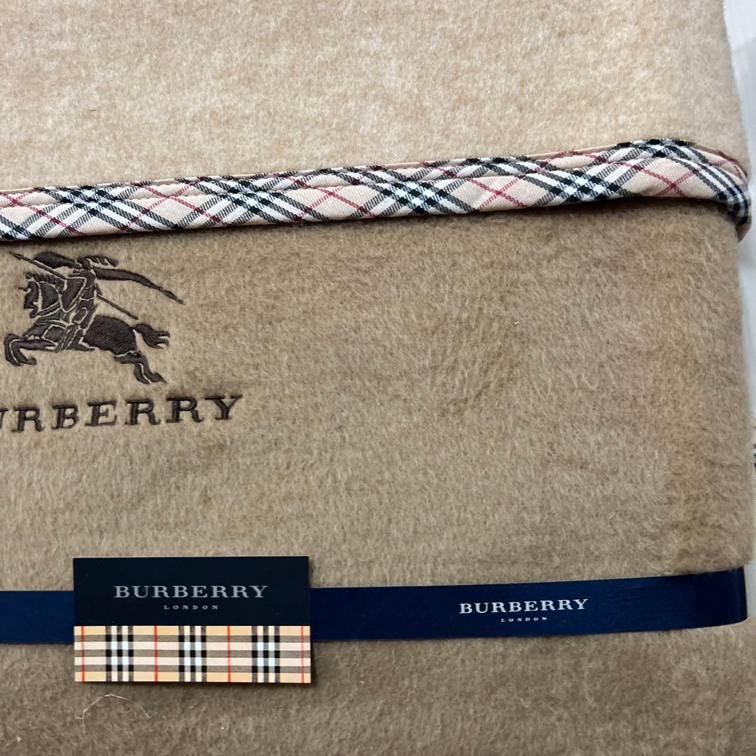 BURBERRY ベージュ ブランケット