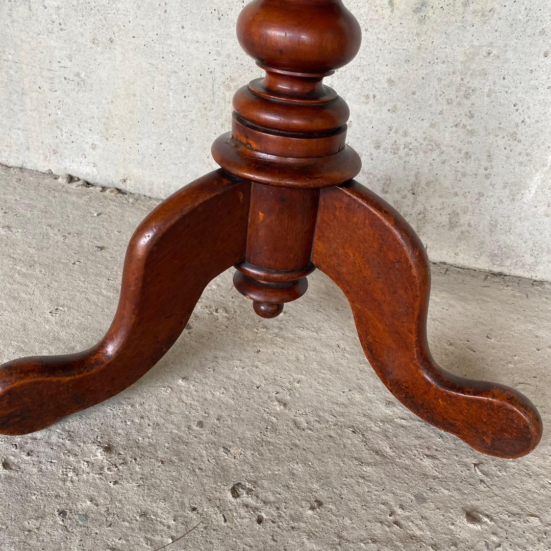 イギリス　アンティーク　ラウンドテーブル