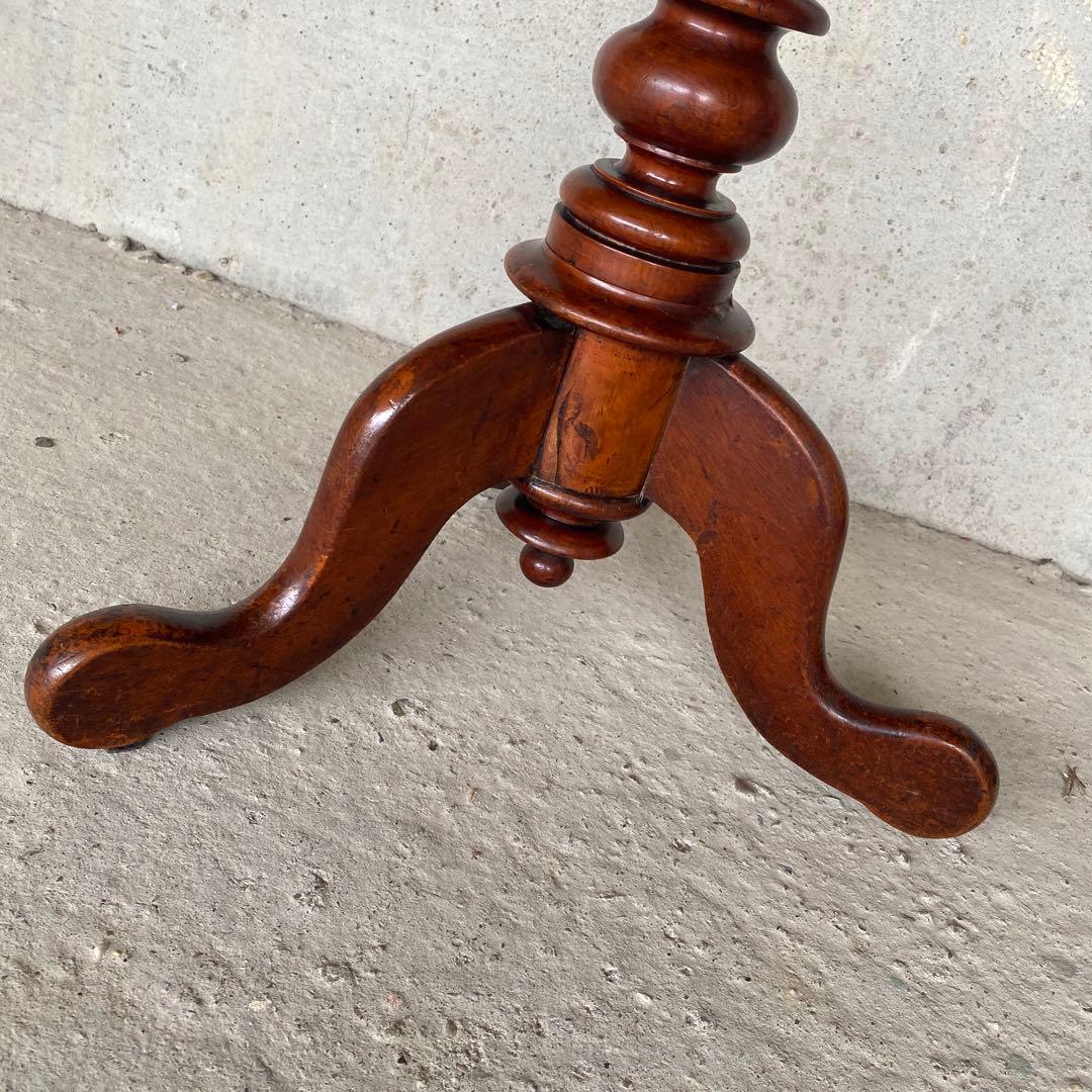 イギリス　アンティーク　ラウンドテーブル