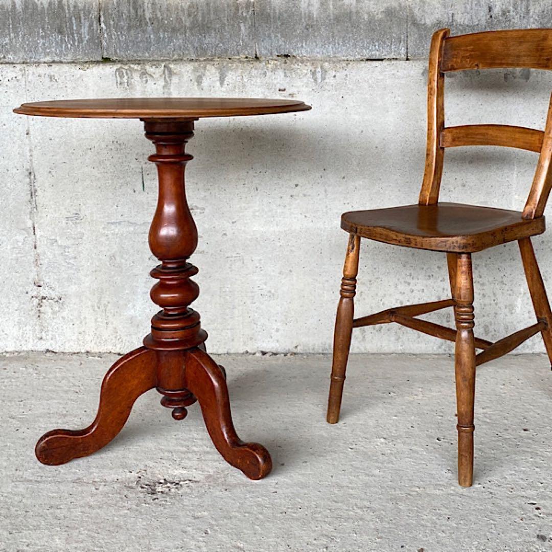 イギリス　アンティーク　ラウンドテーブル