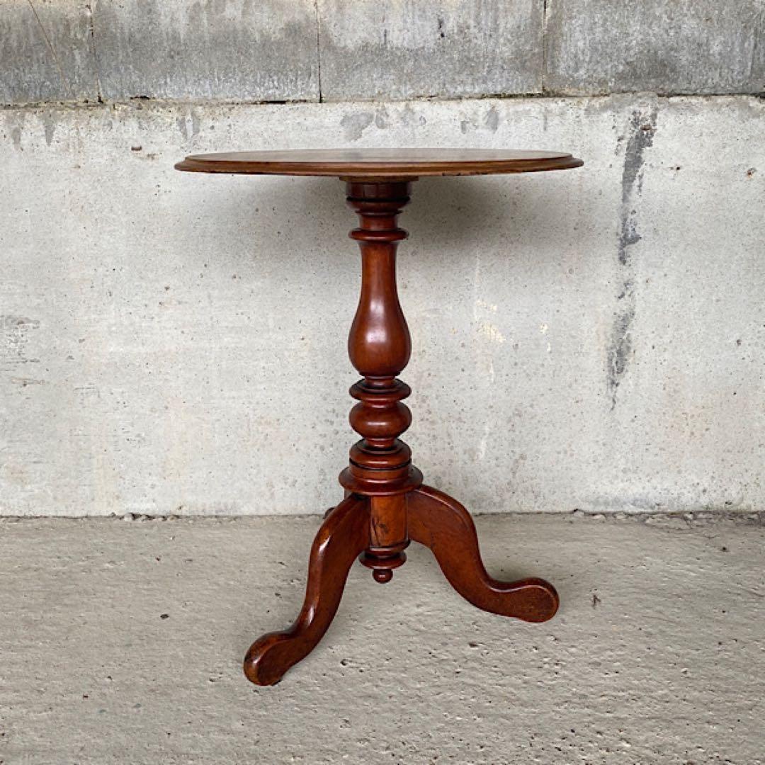 イギリス　アンティーク　ラウンドテーブル