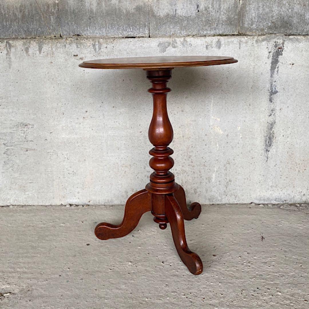 イギリス　アンティーク　ラウンドテーブル