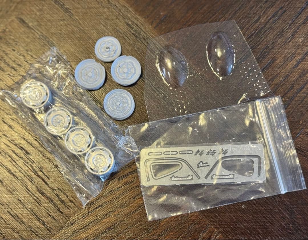 1/24 FIAT ABARTH 750 MFHレジン製作スロットカー中古品